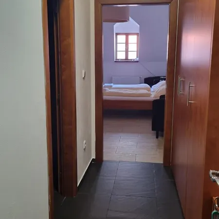 Nevinne Apartmán *